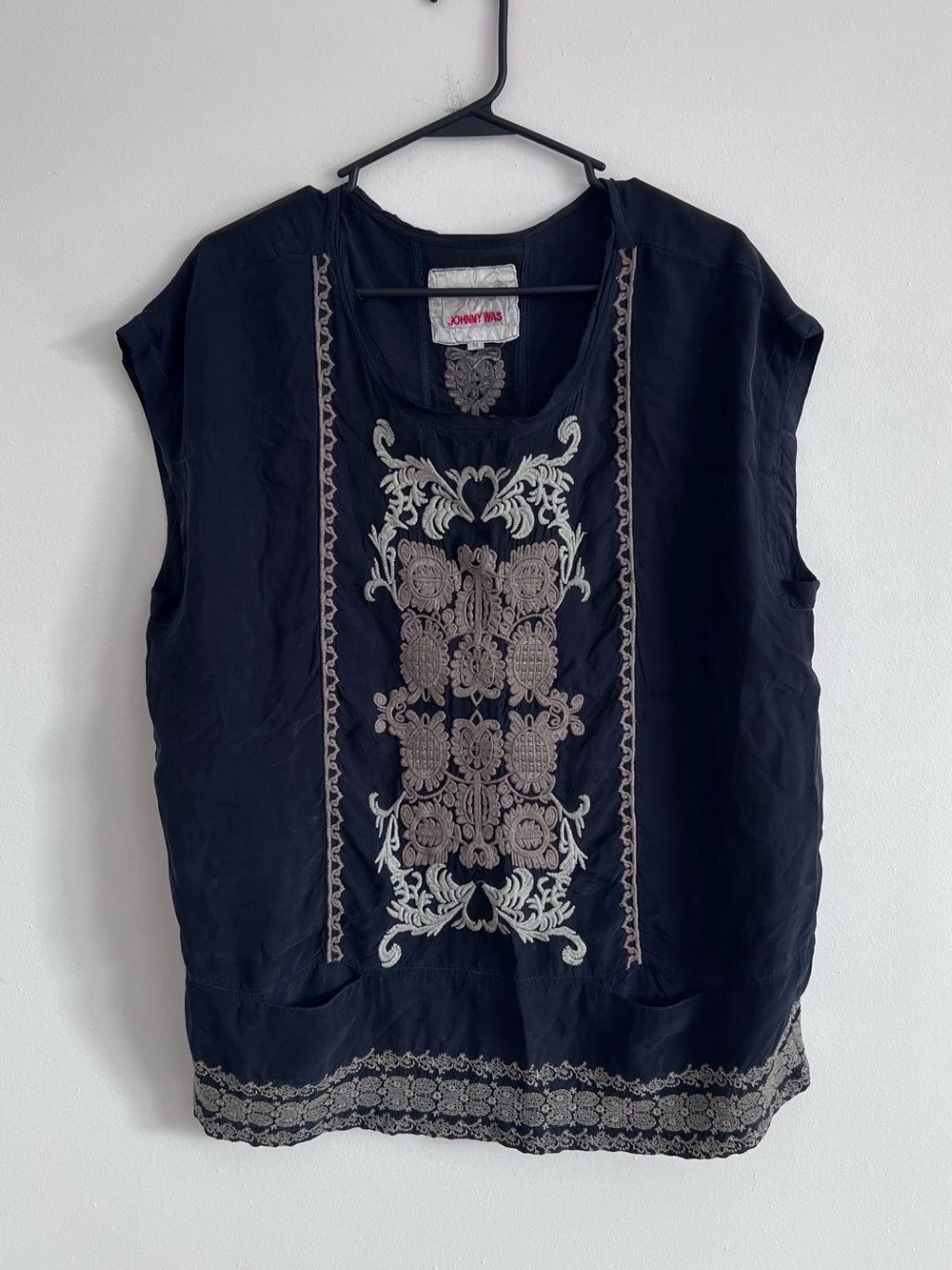 Johnny Was Silk Embroidered Boho Tunic Blouse M Navy Silk